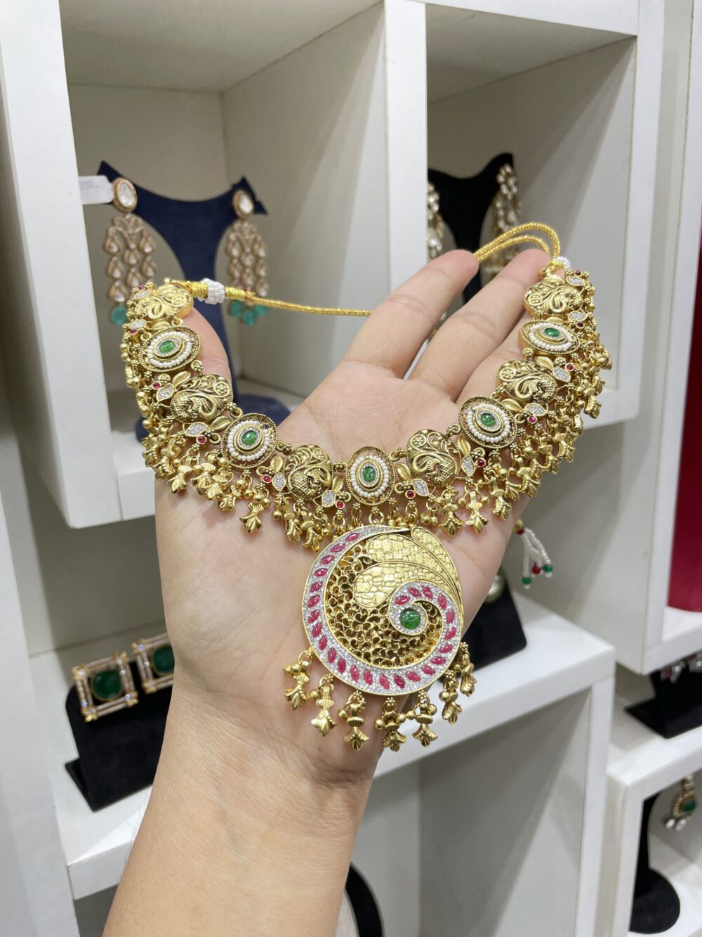 Antique Gold Necklace Set #50734